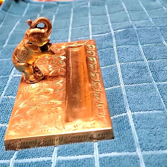 Sarnabrass Desktop Pen Holder - Picture 3 of 8